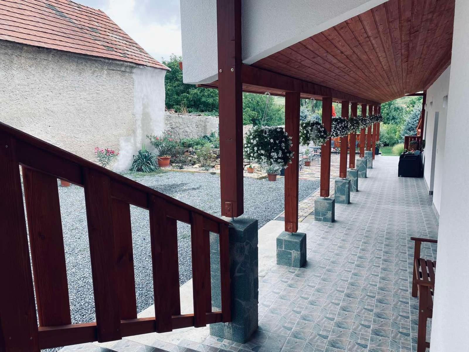 Sator-Hegy Vendeghaz Hotell Abaújszántó Exteriör bild