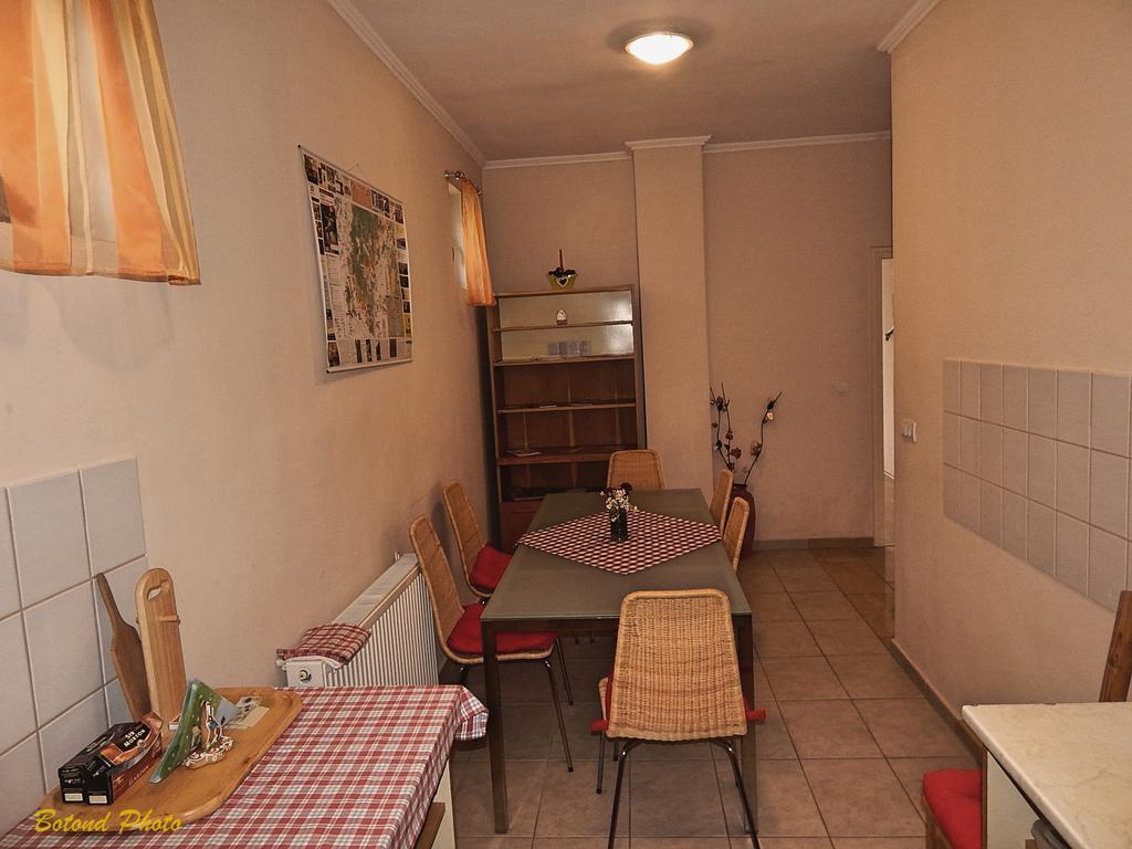 Sator-Hegy Vendeghaz Hotell Abaújszántó Exteriör bild